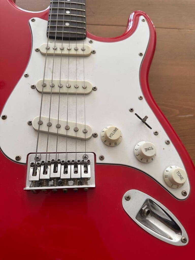 Squier by Fender Stratocaster Elektro Gitar – Kırmızı SSS - 4