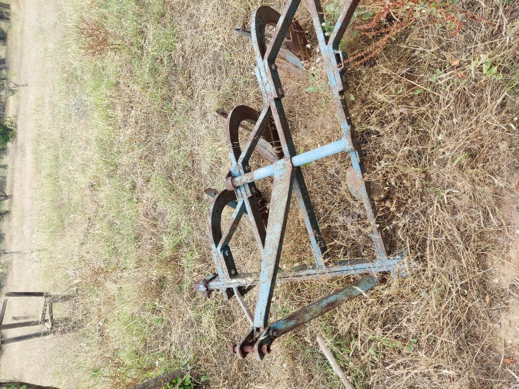 5 li pulluk çok iyi durumda pulluk 5 li fakat biz 4 lü kullandık