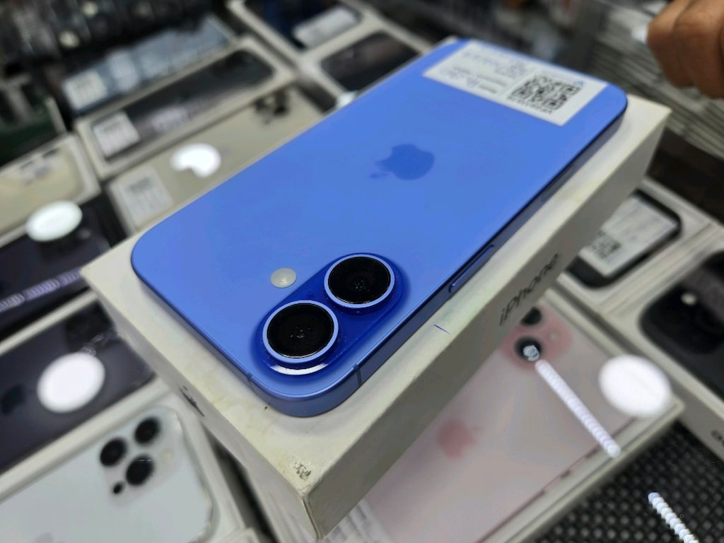 iPhone 16 128 Gb pil 90 24.09 26 garantili takas açık - 2