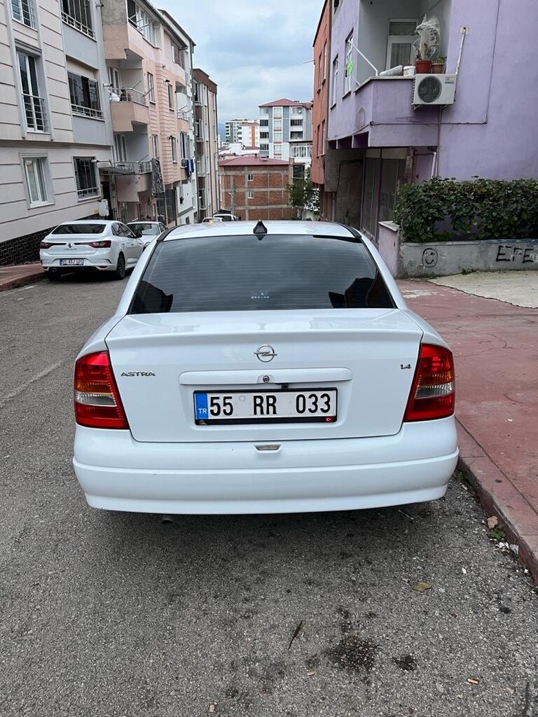 opel astra - 2