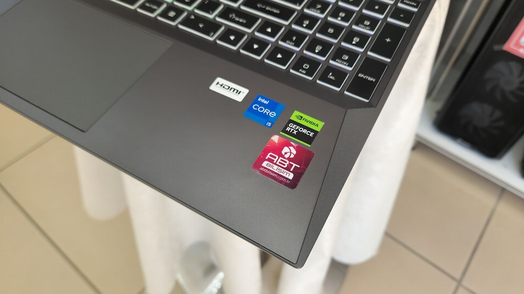 ABT BİLİŞİM – Excalibur G870 | i5-13420H | 16 GB | RTX 4050 6 GB - 3