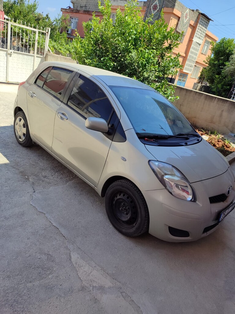 Toyota Yaris 1.33 - 2