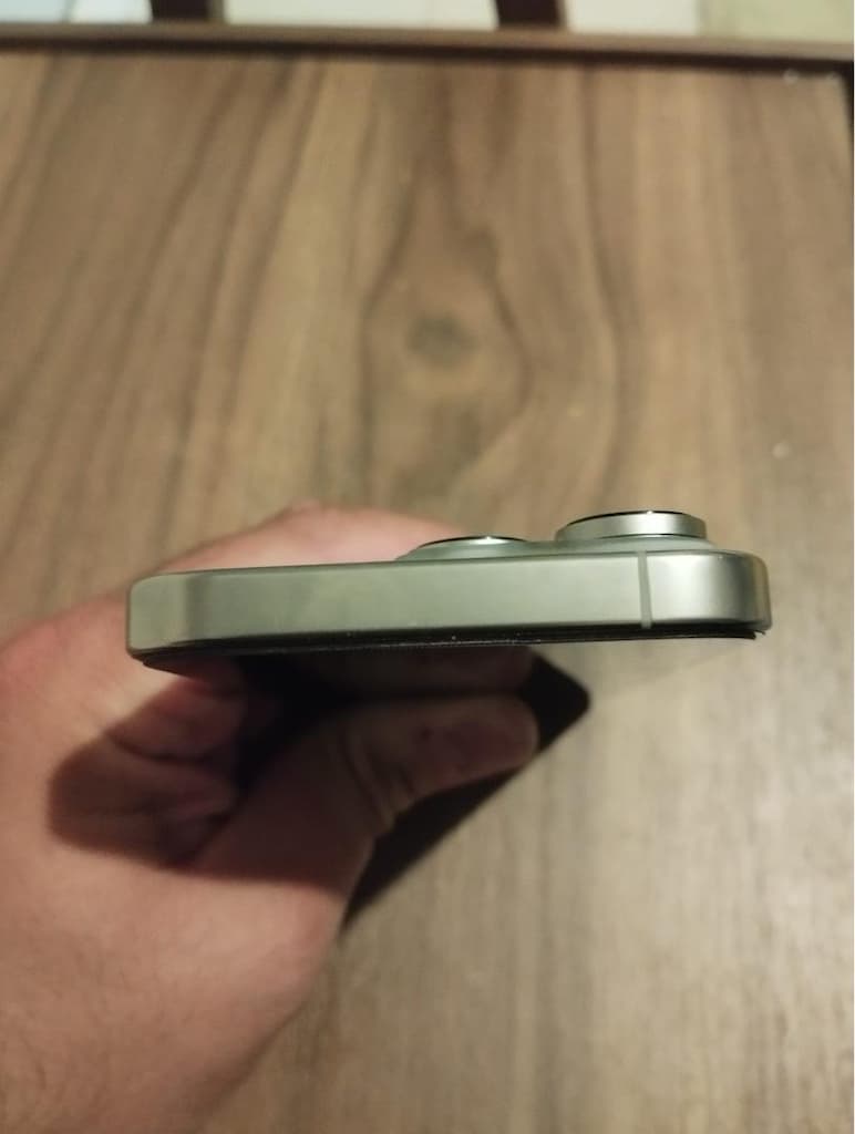 Sıfırdan Farksız Sahibinden iPhone 16 Pro / Aksesuarlı / Kutulu Fatura - 6