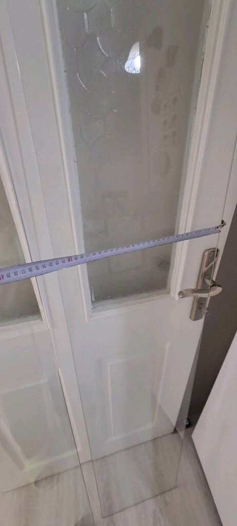 Duşa kabin camları 2 adet 178- 40 , 173- 32 cm cam 5 milim ölçülerde - 5