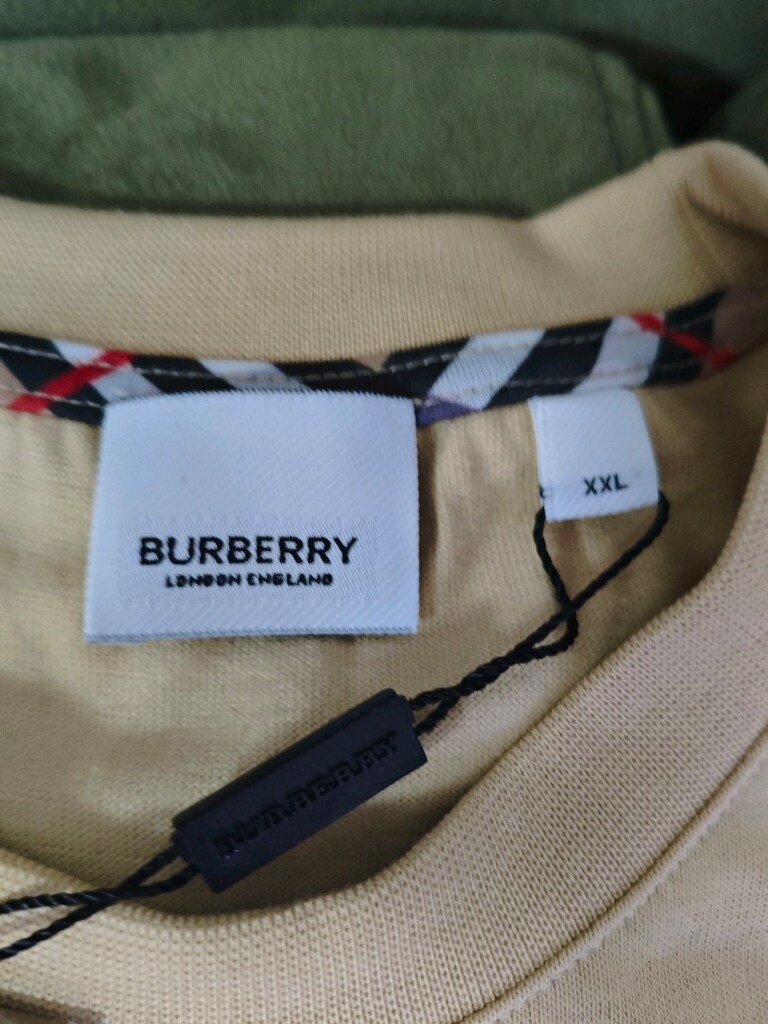 Burberry switshirt - 2