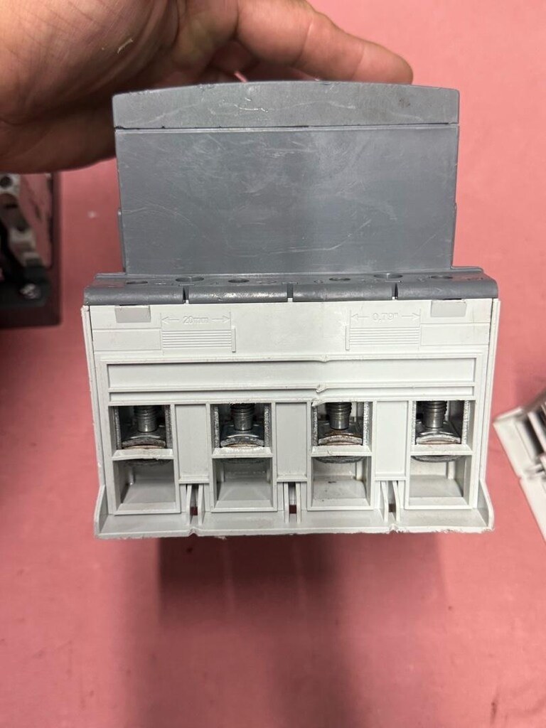 4 kutuplu 116 Amper ABB Kontaktör AF116-40 modeli - 2
