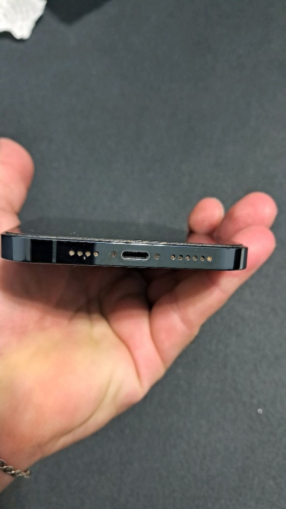 Yurtiçi 12 Pro Max 256 Gb - 4
