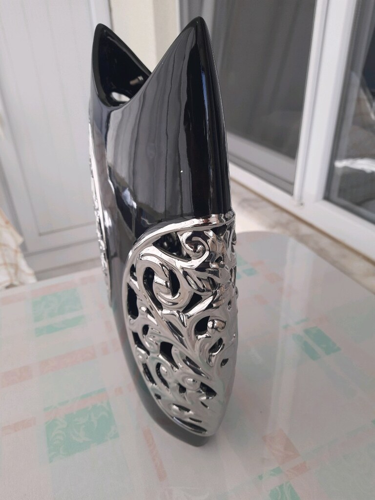 TESLİM:AKÇAY SIFIR SİYAH SERAMİK VAZO YÜK:40 CM.GENİŞLİK:16 CM EN:7CM - 2