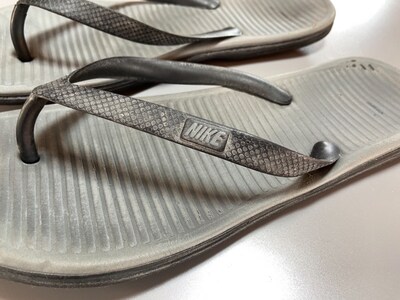 Nike terlik 42.5 numara