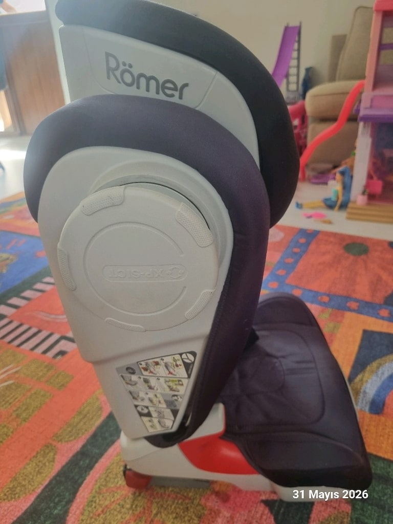 Cocuk oto koltugu