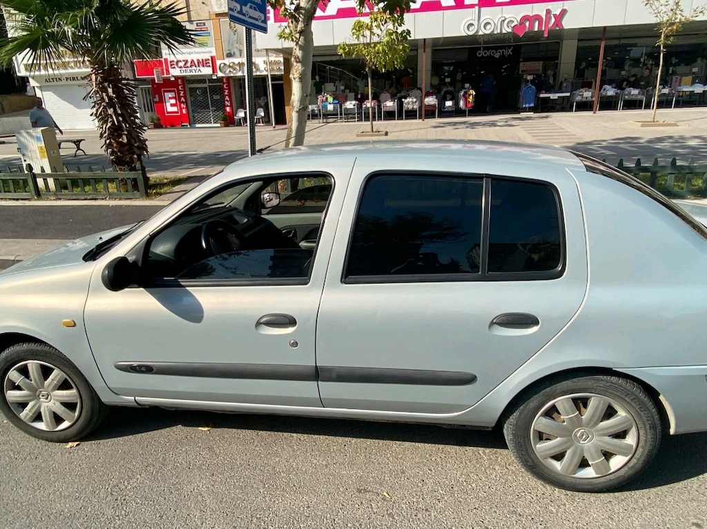 Sahibinden, düşük kilometreli 2005 Clio - 6