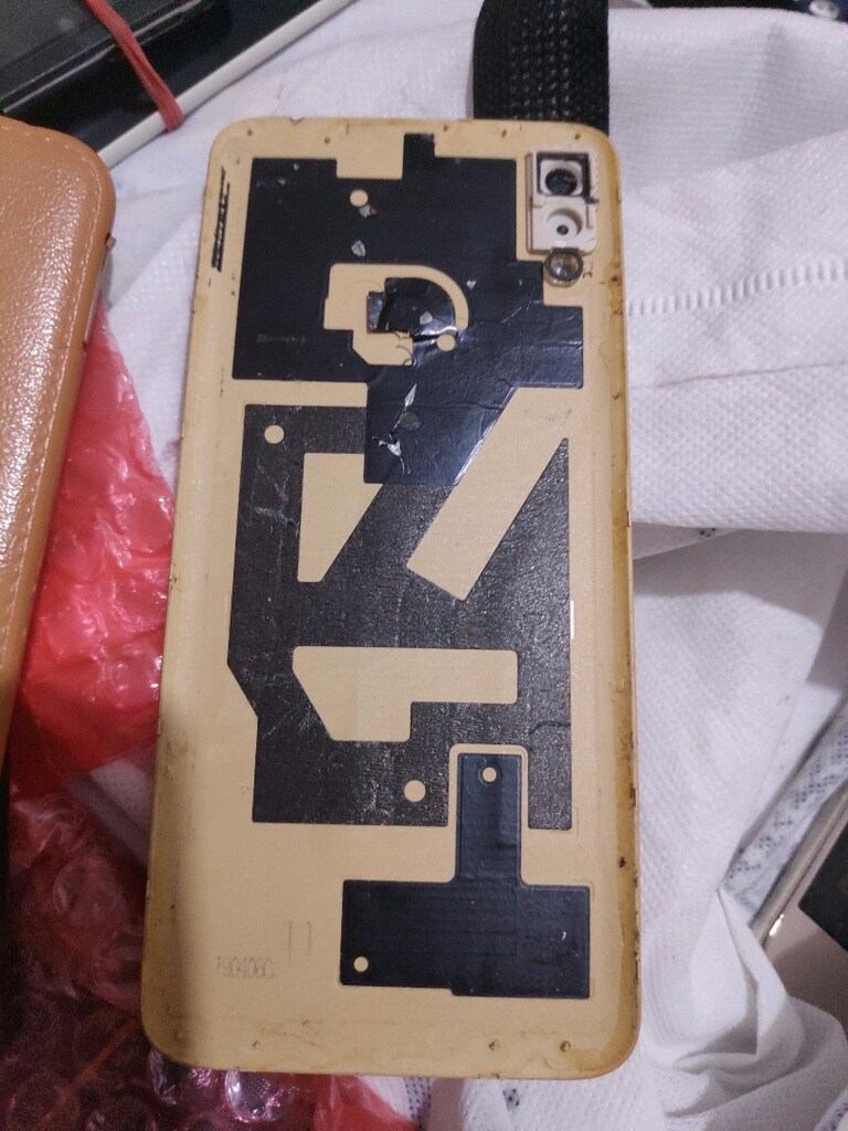 huwayi y6 arka kapak - 2