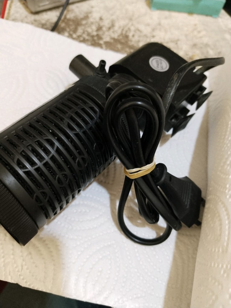 YENİ GİBİ 15 WATT AKVARYUM İÇİ FİLTRE - 5