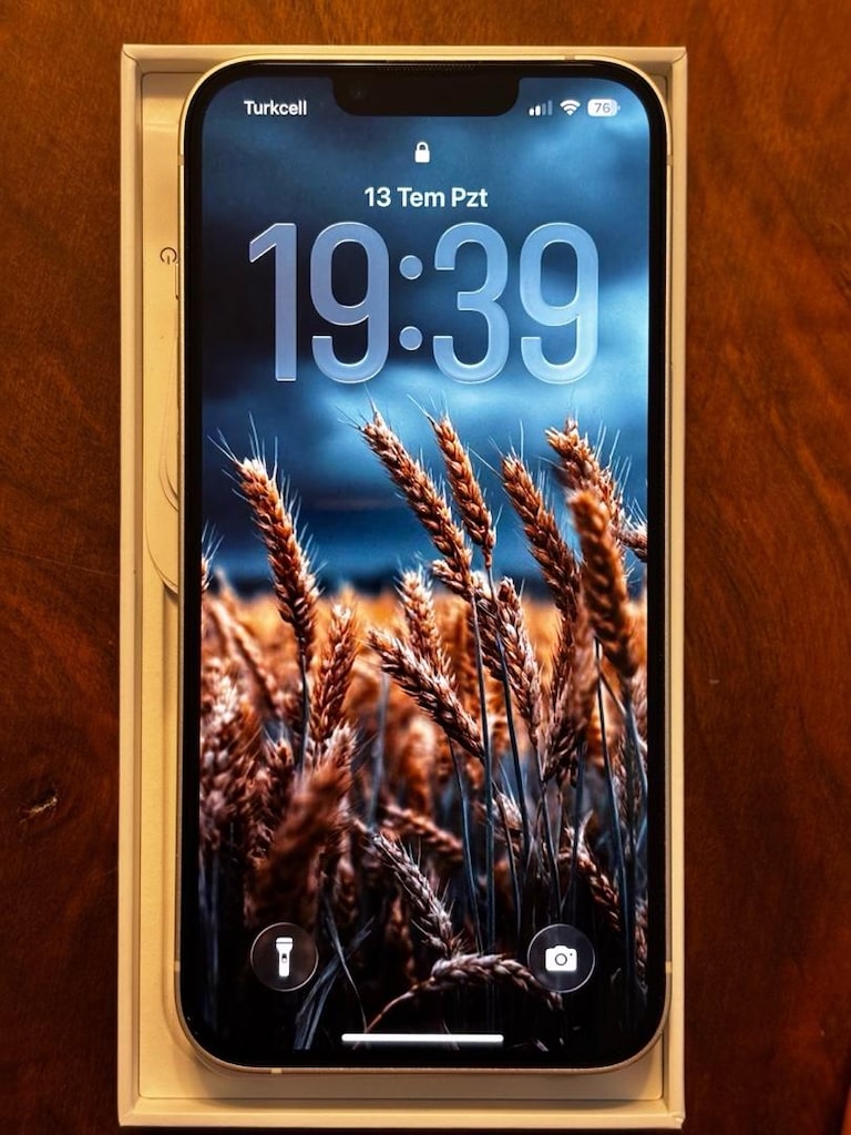 iPhone 13 128 GB – Çok Temiz Kullanılmış, Sorunsuz