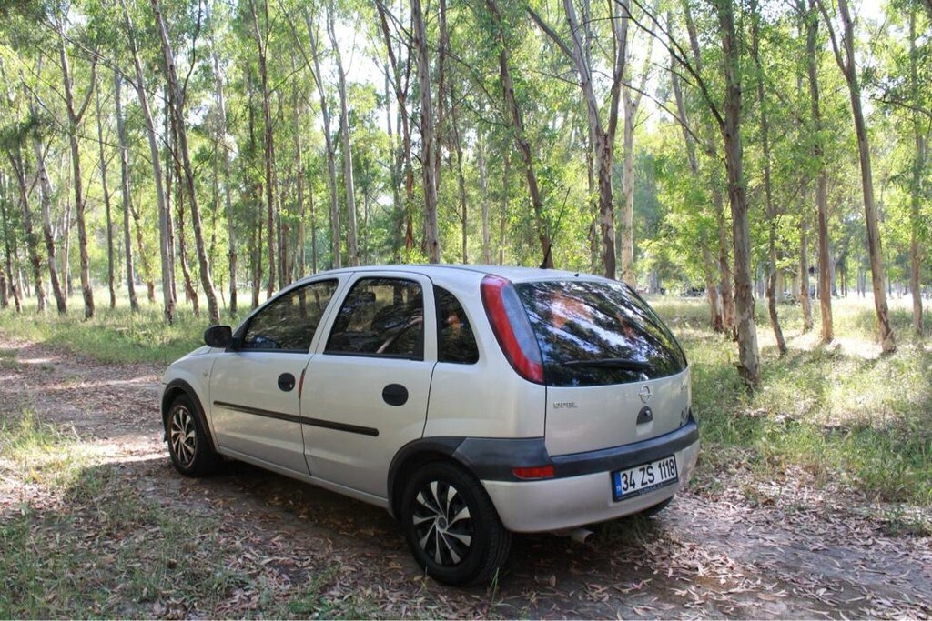 Opel Corsa C 1.2 2002 / 304 km - 5