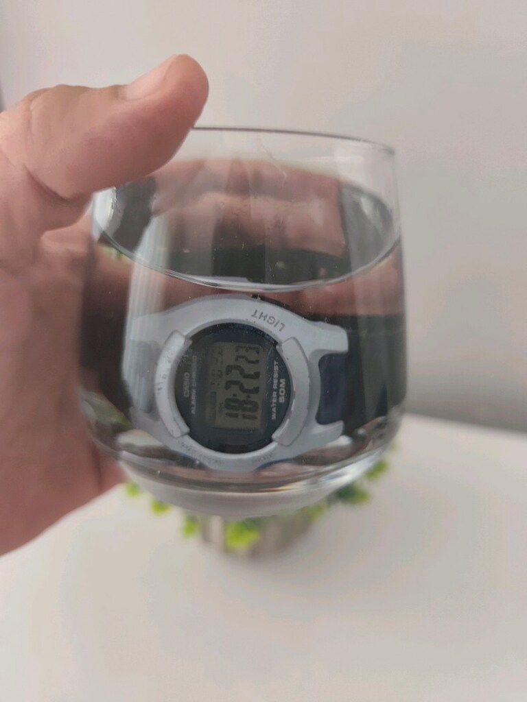 Casio W-42H Erkek Dijital Saat - 6