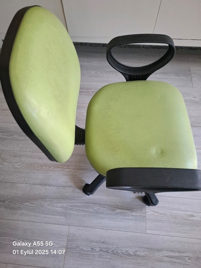 öğrenciye ,Buroya şef tipi koltuk
