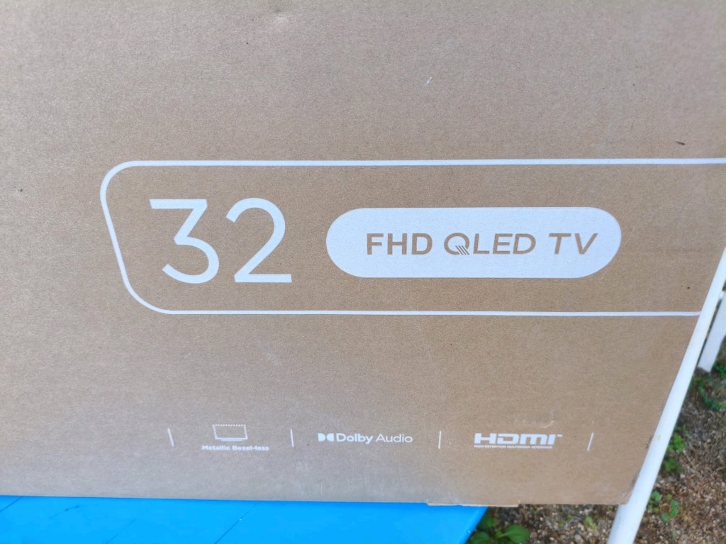 sıfır açılmamış ambalajında 2 yıl garantili tcl 32s5k android TV - 2