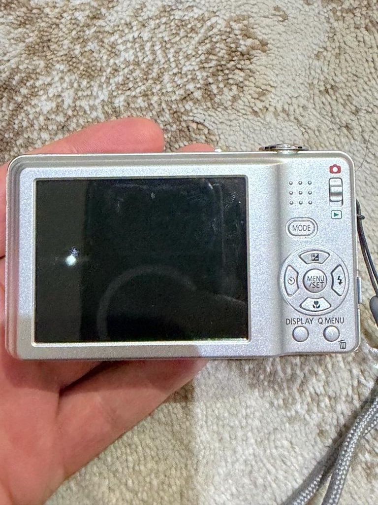 PANASONIC LUMIX DMC-F3 DİJİTAL FOTOĞRAF MAKİNESİ - 11