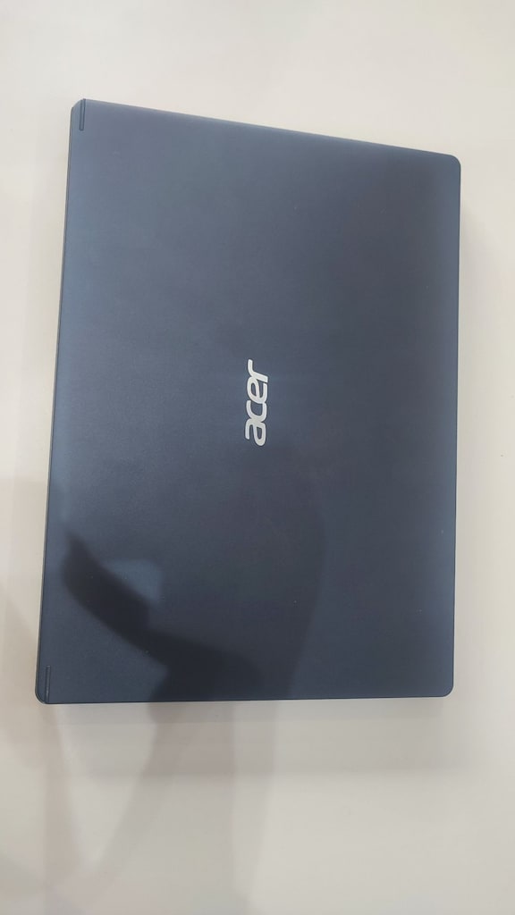 ACER LAPTOP :120 GB SSD-8GB RAM-İ3 10.NESİL İŞLEMCİ - 4