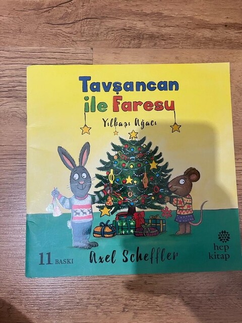 Tavşancan ile Faresu Yılbaşı ağacı