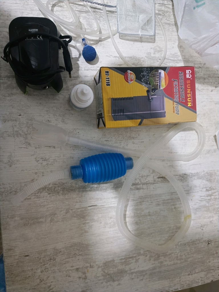 Sistemli Akvaryum ve ekipmanları ve balıklar hepsi - 5