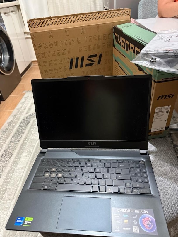 MSI Cyborg 15 RTX 4060 8GB | i7-13620H | 16GB RAM | 1TB SSD | Kutulu - 9