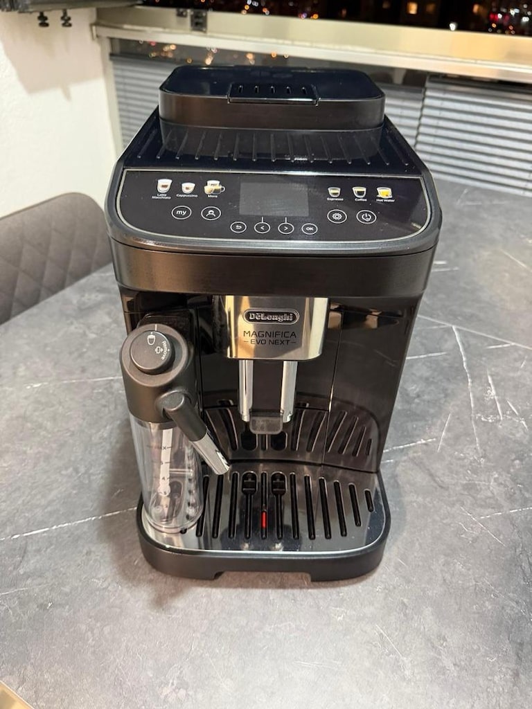 De’Longhi Magnifica Evo Next ECAM310.60.B Kahve Makinesi - 2
