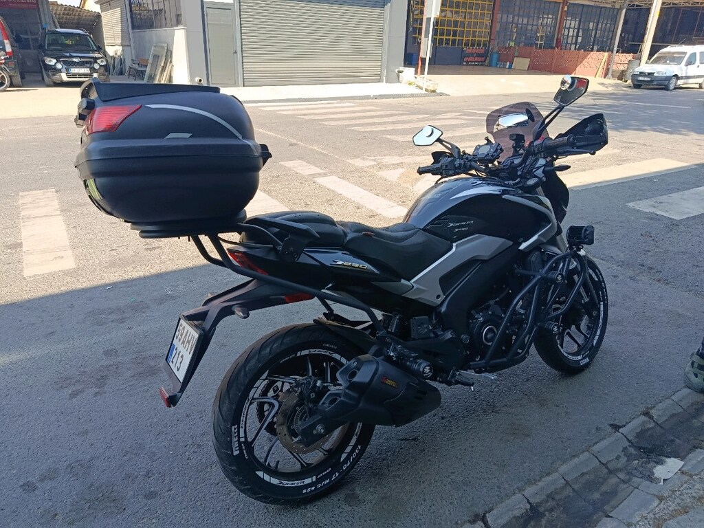 Bajaj Dominar 250 D - 5