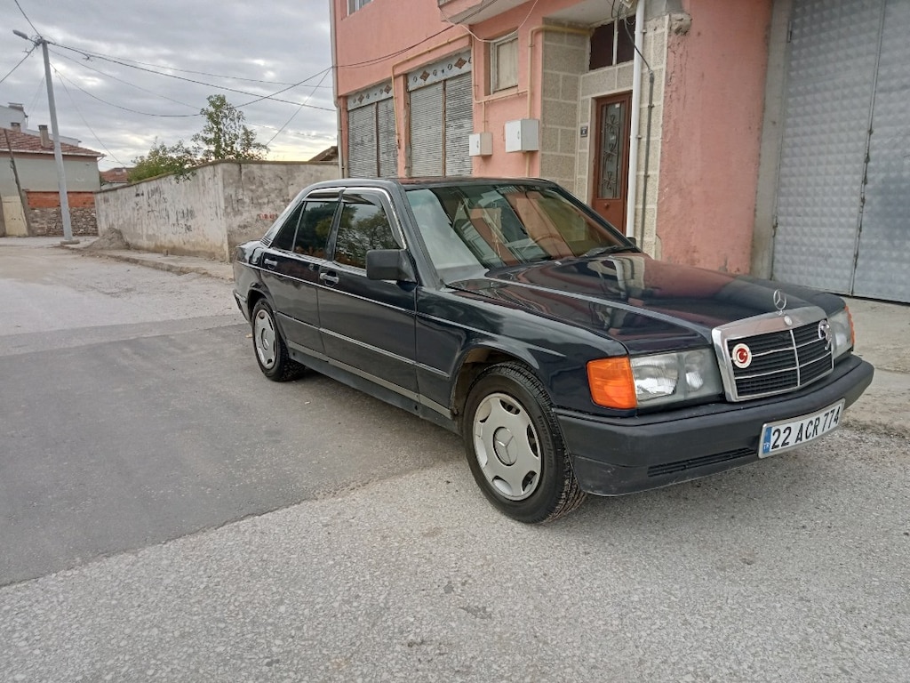Mercedes 190 D - 4
