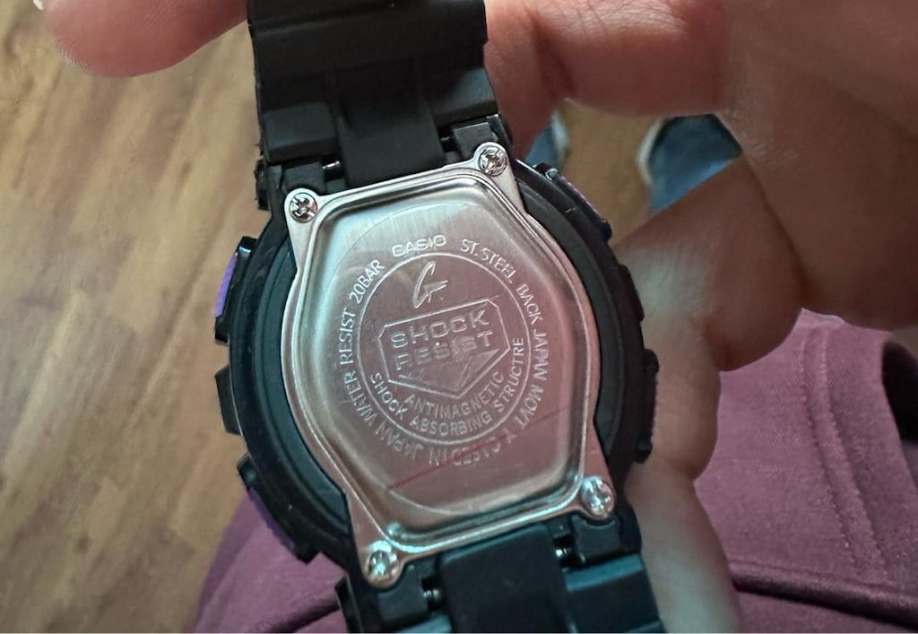 G shock 110 - 6