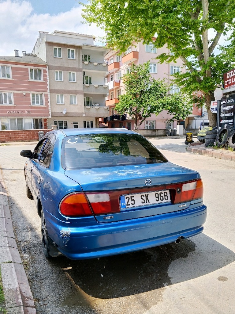 Mazda - 3