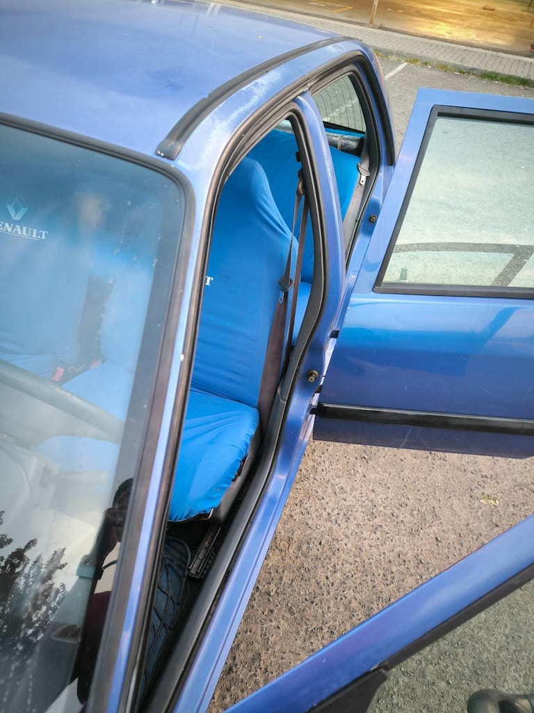 98 model clio 1 - 7