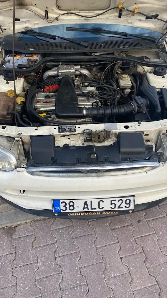 TEMİZ BAKIMLARI TAM FORD ESCORT - 6