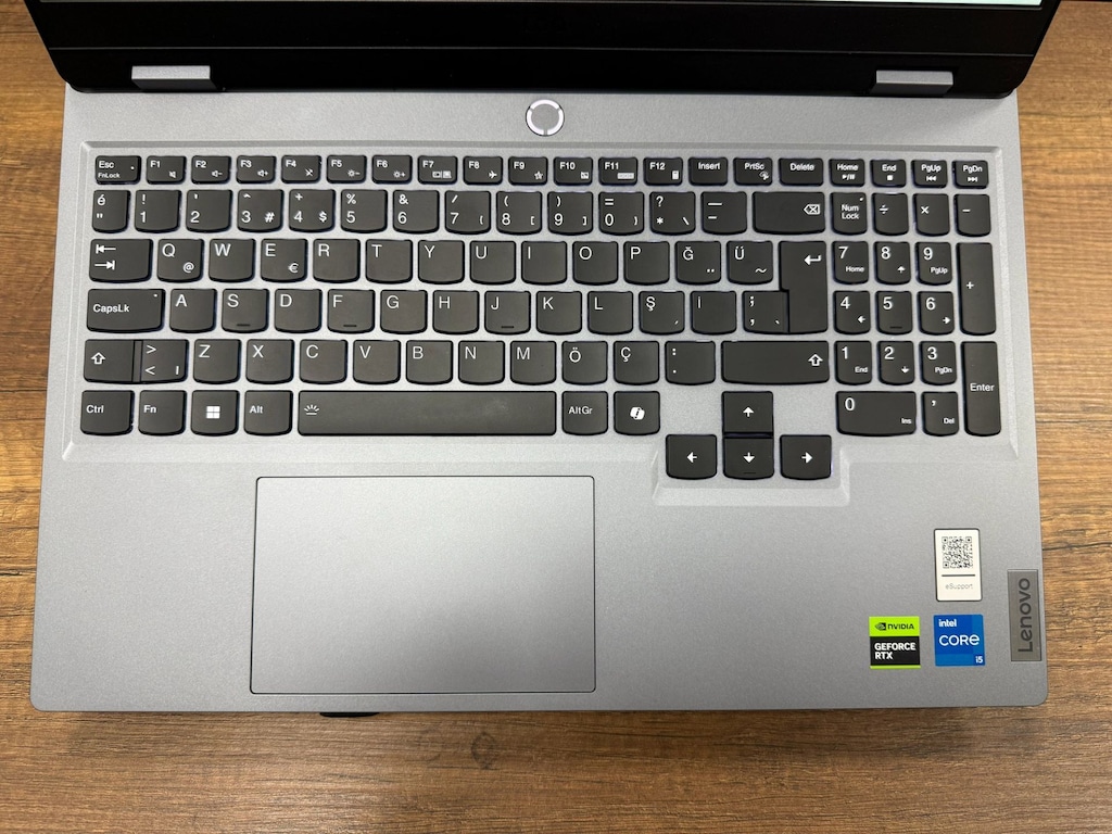 Lenovo LOQ i5-12600HX 8GB RAM 512GB SSD RTX3050 6GB 15.6" FHD Notebook - 2