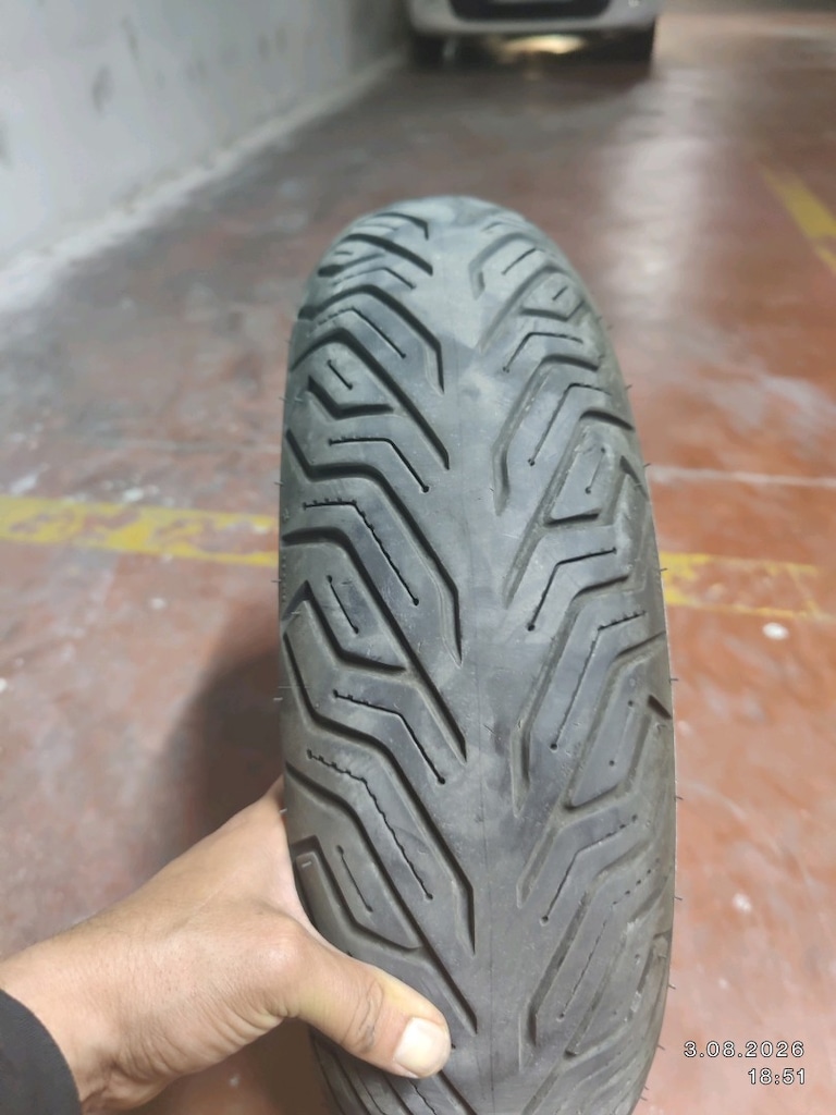 Michelin City Grip2 140/70/14 - 5