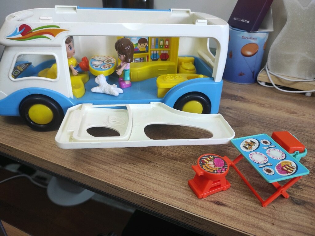 oyuncak karavan - 6