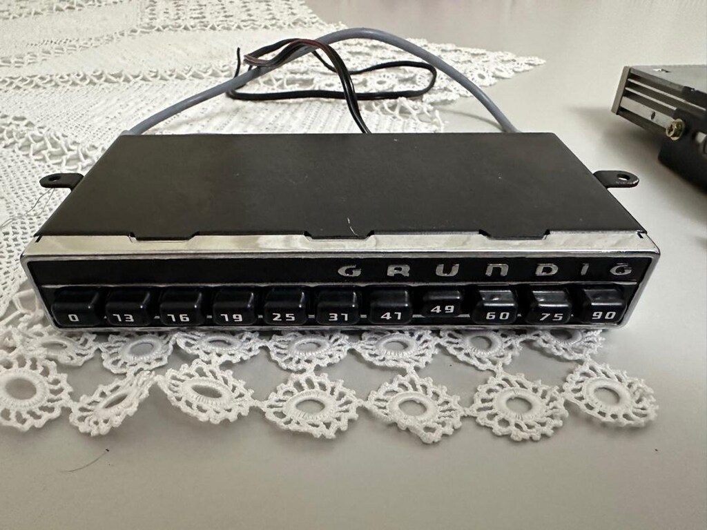 Pioneer KP-77G , Pioneer GM-4 ve Grundig KWV1000 - 9