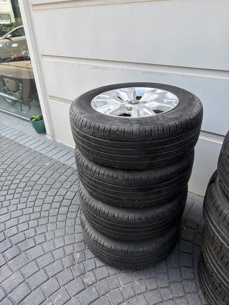 MITSUBISHI & TOYOTA & FORD PİCAP JANT LASTİK 255/60/18 - 3