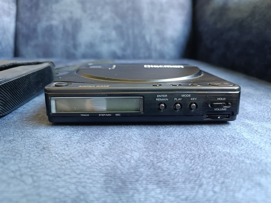 Sony Discman D-90 (1989) - 5