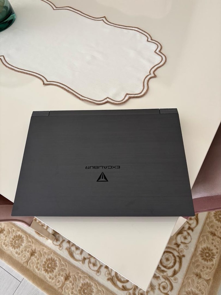 Excalibur g870 4050 Oyuncu Laptop - 2