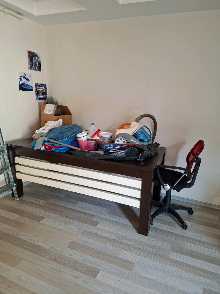 Ofis malzemesi - Masa, Kitaplık, koltuk vb.. - 5