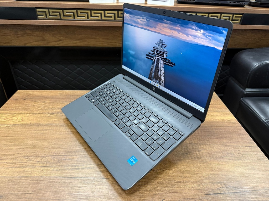 HP 15S-FQ2045NT i3-1115G4 12GB 256GB SSD 15.6" 2N2N8EA Notebook - 3