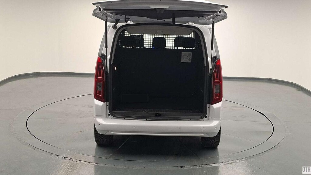 OPEL COMBO ULTIMATE 1.5 130 DIZEL ULTIMATE AT8 - 15