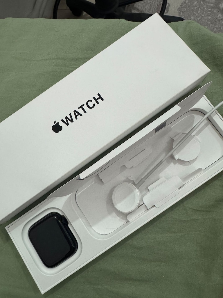 ACİL SATILIK - Apple Watch SE (Gen 2) 44mm GPS - 2