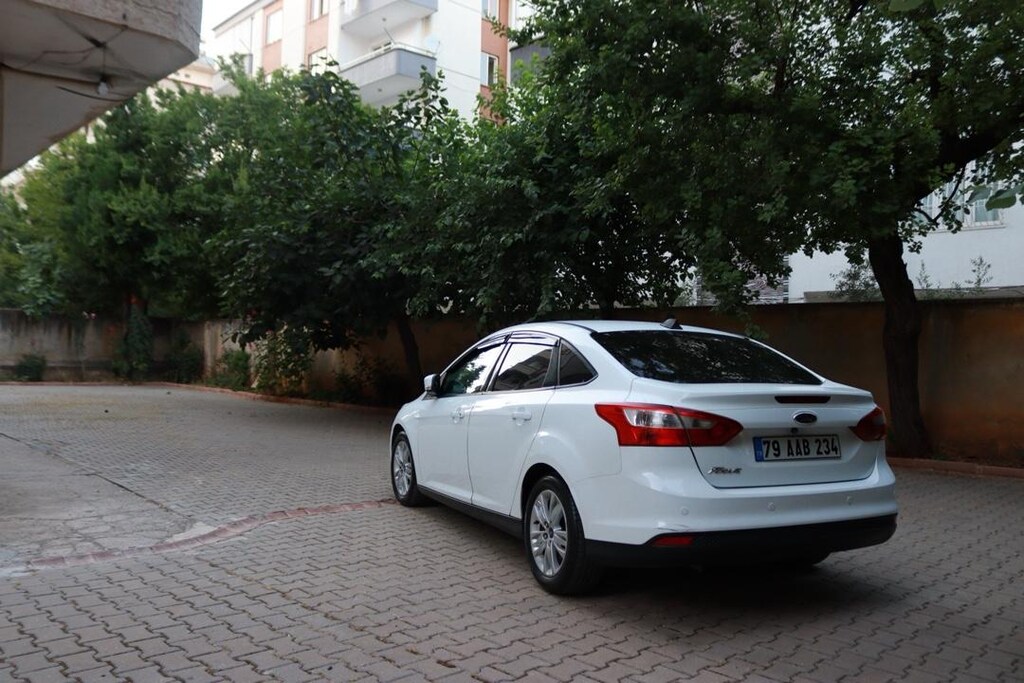 Sahibinden Tertemiz HASARSIZ Ford Focus - 7