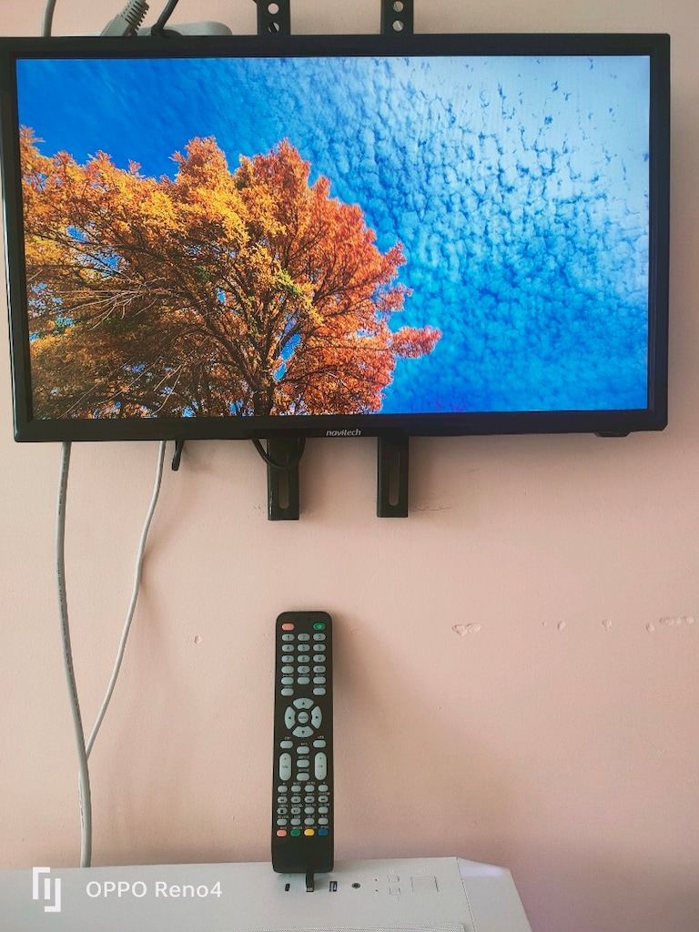 22" İnç TV+ Monitör Kumandalı Navitech Markasıdır - 4