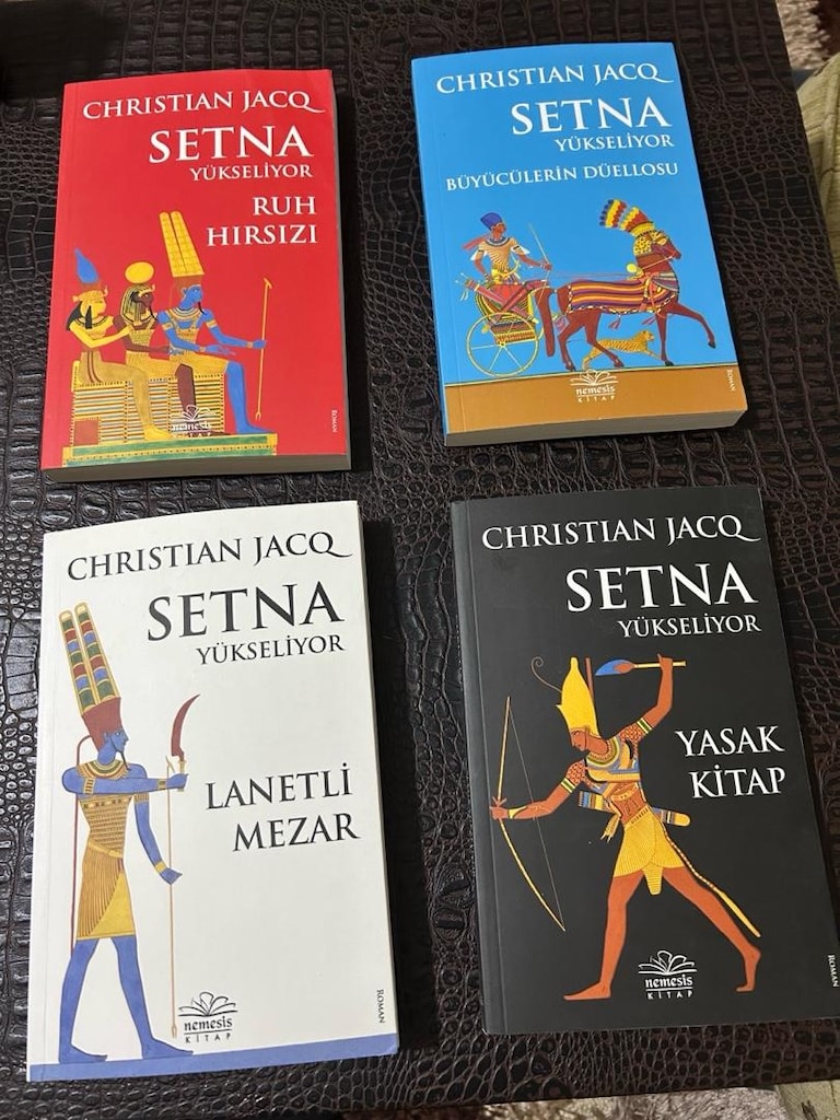 CHRISTIAN JACQ - SETNA YÜKSELİYOR SERİSİ 4 KİTAP
