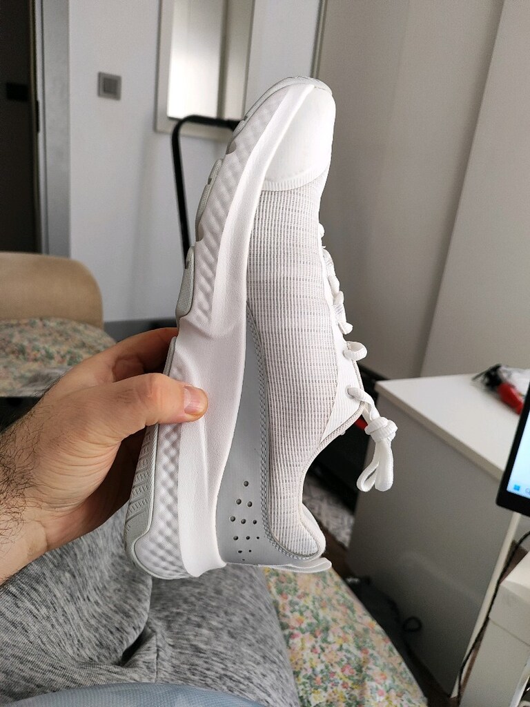 under armour antreman ayakkabısı 43 no beyaz grı sıfır etiketli - 16
