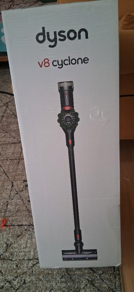 dyson v8 0 kapalı kutu - 4